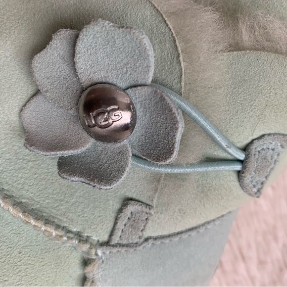 UGG Mini Bailey Button Poppy Boots in Aqua•Size 6 - Picture 6 of 12
